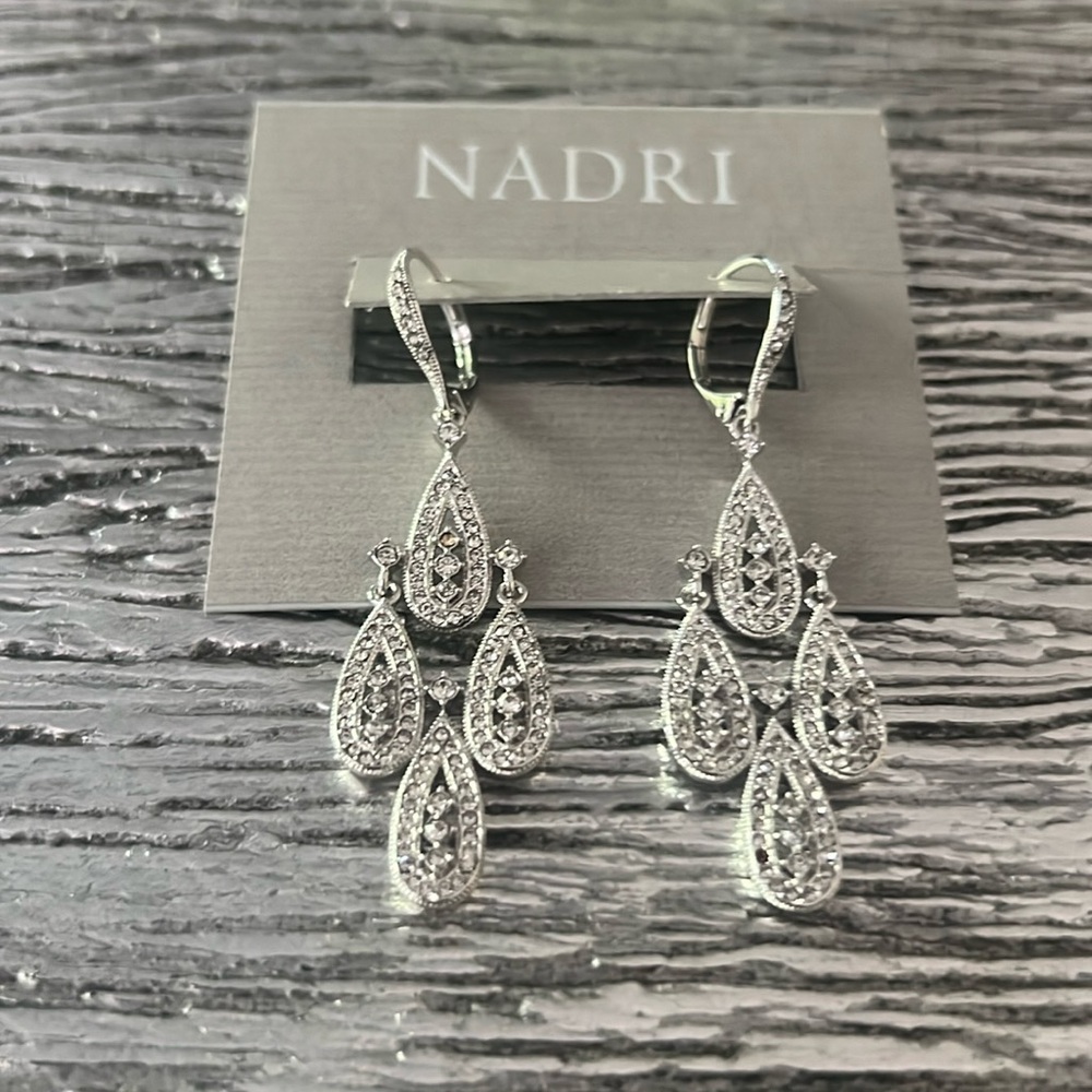 Beautiful, sparkling chandelier earrings from Nadri.